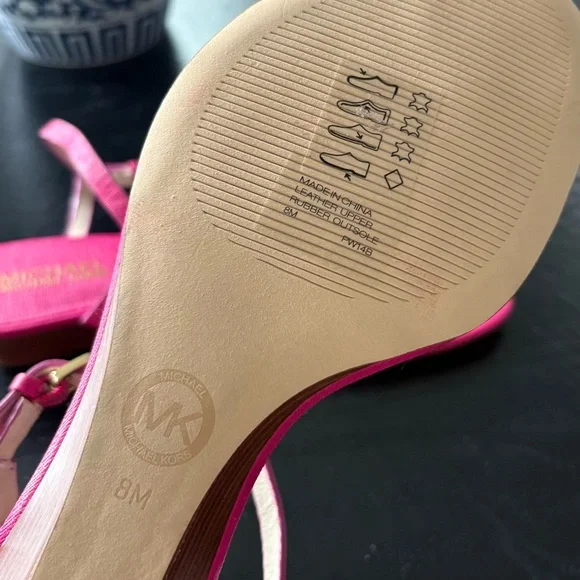 Michael Kors Pink Sandals Size 8 NEW - Picture 9 of 9